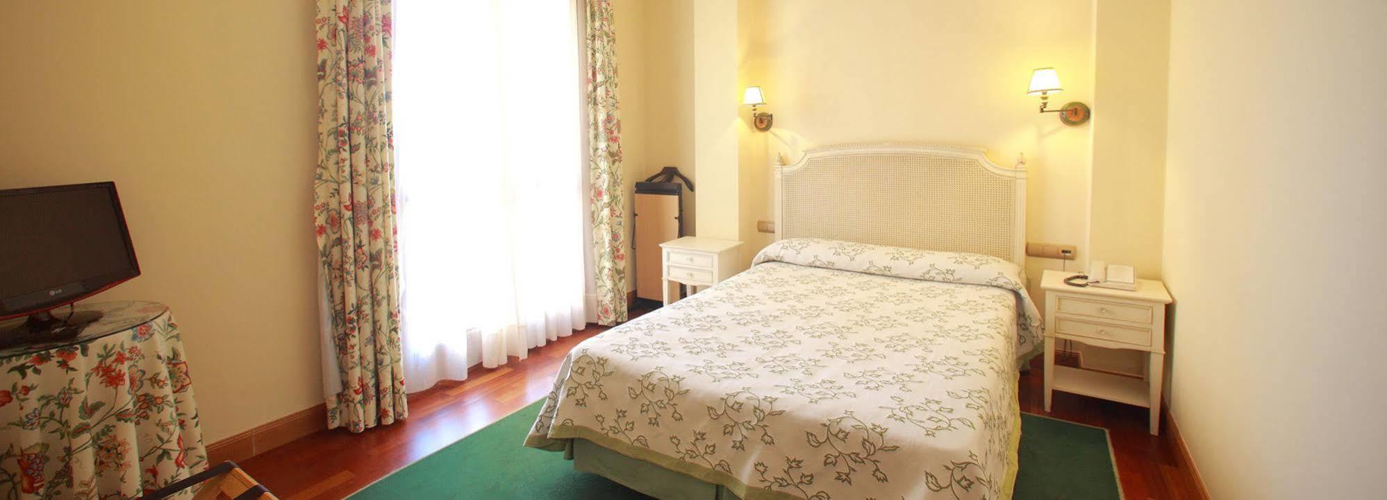 Hotel Modus Vivendi Sopelana Esterno foto